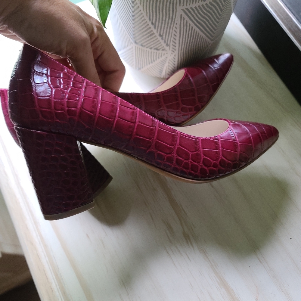 Unique Cole Haan Burgundy Wine Leather Heels